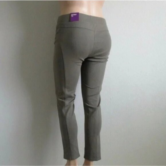 Lane Bryant Jeans Women’s PONTE Knit SKINNY Leggings Plus Size 16 Average NWT - Picture 2 of 3